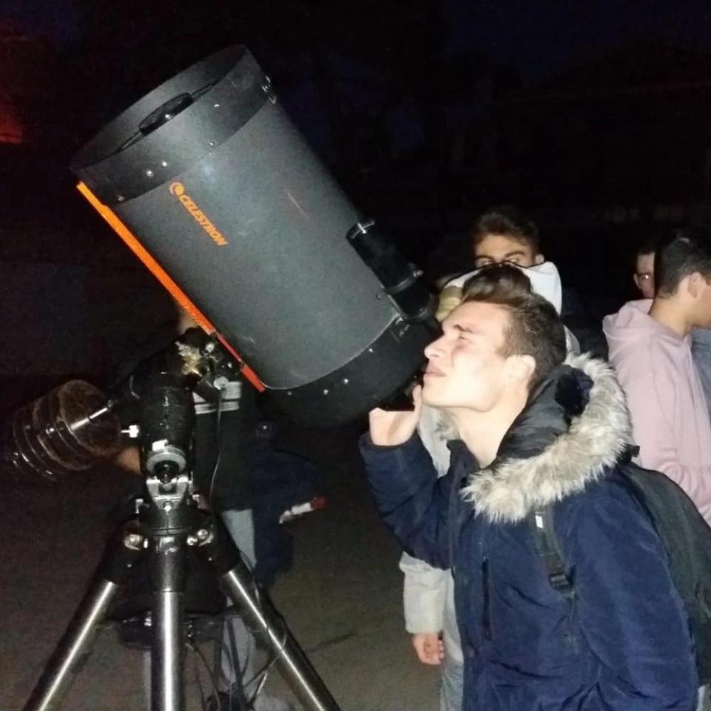 Els nostres centres educatius per a secundària i batxillerat a l'Observatori Astronòmic de Castelltallat.